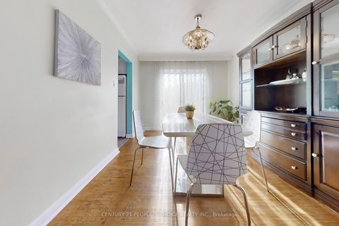 Photo 11 at 35 Westhumber Boulevard, Clairville, Toronto