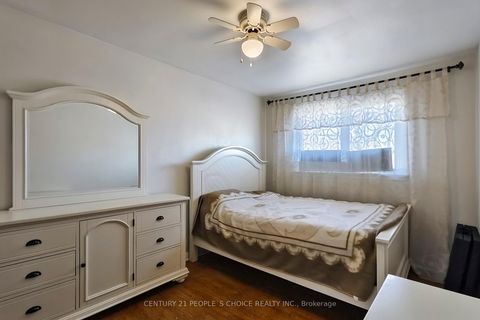Photo 18 at 35 Westhumber Boulevard, Clairville, Toronto