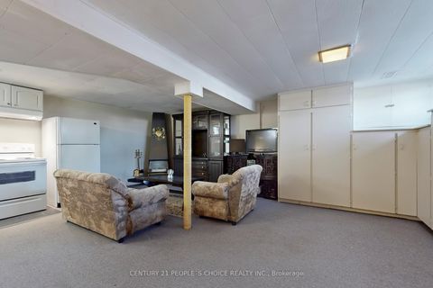 Photo 32 at 35 Westhumber Boulevard, Clairville, Toronto