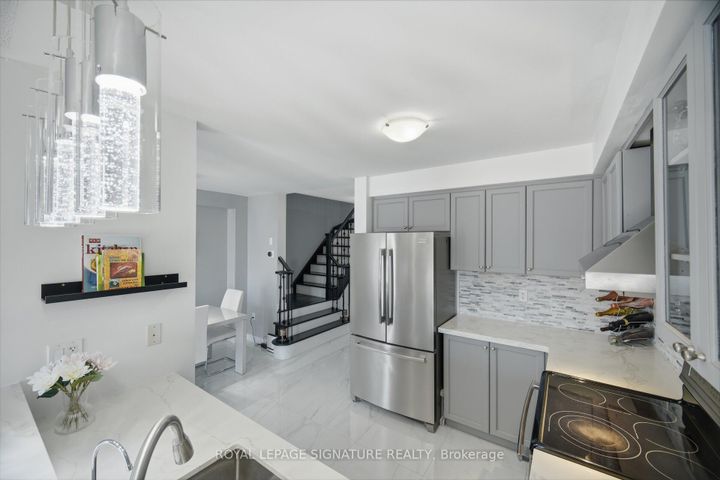 Photo 8 at 7 Cedarbrook Road, Wellington, Brampton