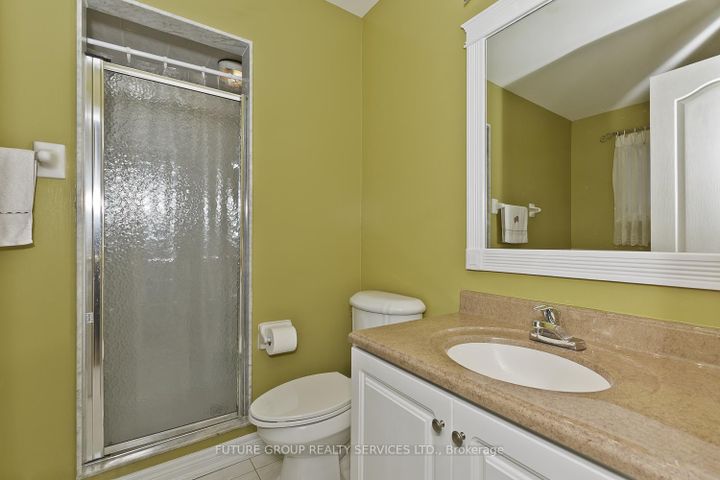 Photo 21 at 2 Willow Heights Court N, Wellington, Brampton