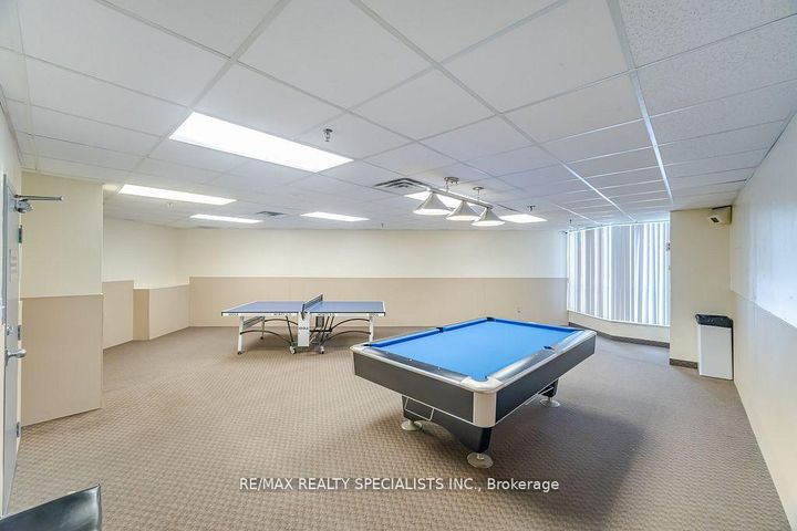 Photo 32 at 805 - 5 Rowntree Road N, Jamestown, Toronto