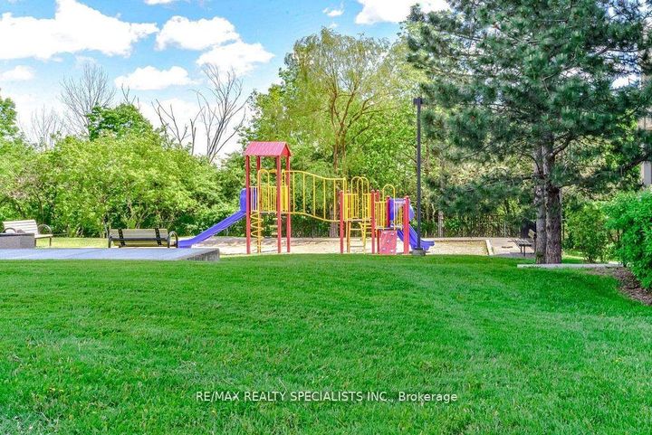 Photo 39 at 805 - 5 Rowntree Road N, Jamestown, Toronto