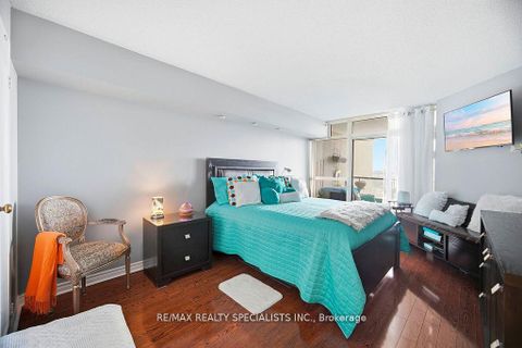 Photo 21 at 805 - 5 Rowntree Road N, Jamestown, Toronto