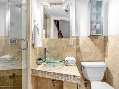 Photo 4 at 6 - 62 Claremont Street, Bellwoods, Toronto