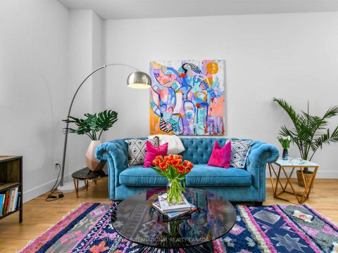 Photo 18 at 6 - 62 Claremont Street, Bellwoods, Toronto