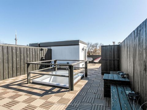 Photo 32 at 6 - 62 Claremont Street, Bellwoods, Toronto