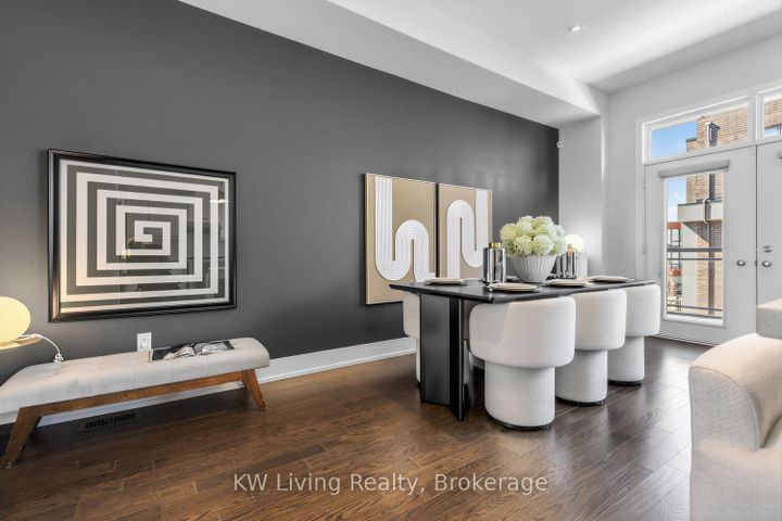 Photo 16 at 9132 Bathurst Street, Patterson, Vaughan