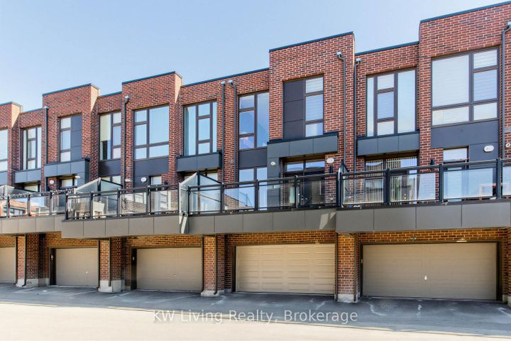 Photo 36 at 9132 Bathurst Street, Patterson, Vaughan