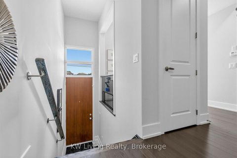 Photo 8 at 9132 Bathurst Street, Patterson, Vaughan