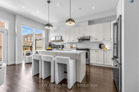 Photo 10 at 9132 Bathurst Street, Patterson, Vaughan