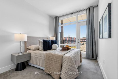 Photo 27 at 9132 Bathurst Street, Patterson, Vaughan