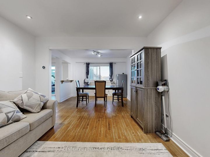 Photo 3 at 1640 Tawnberry Street, Brock Ridge, Pickering