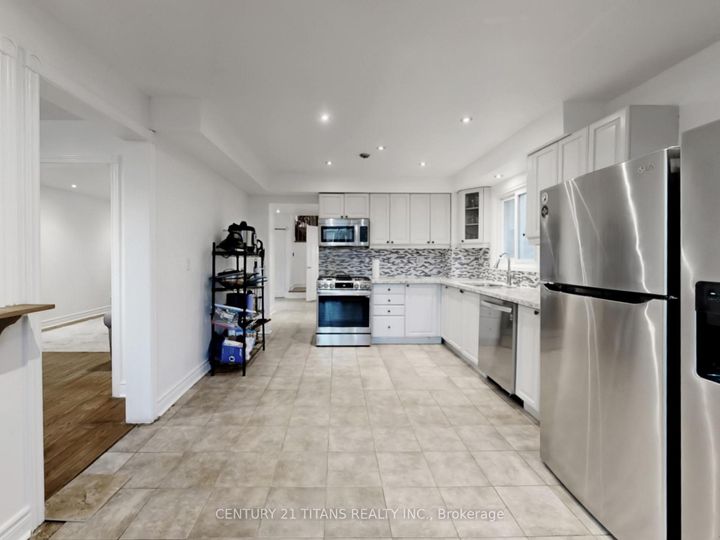 Photo 10 at 1640 Tawnberry Street, Brock Ridge, Pickering