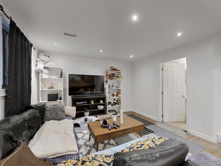 Photo 31 at 1640 Tawnberry Street, Brock Ridge, Pickering