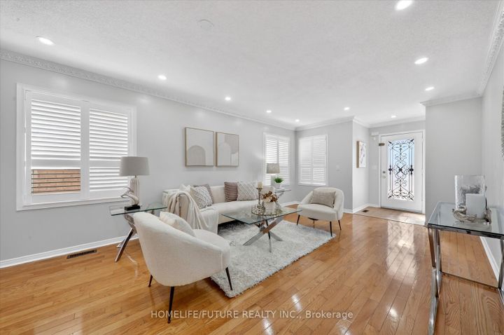 Photo 8 at 40 Canoe Crescent, Rouge E11, Toronto