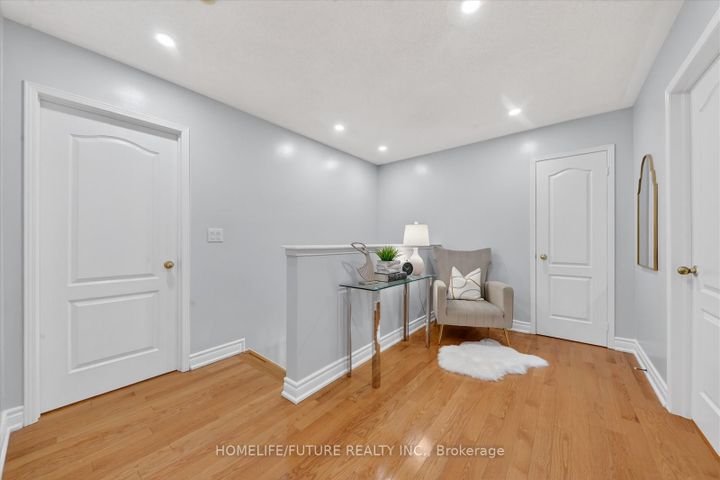 Photo 15 at 40 Canoe Crescent, Rouge E11, Toronto