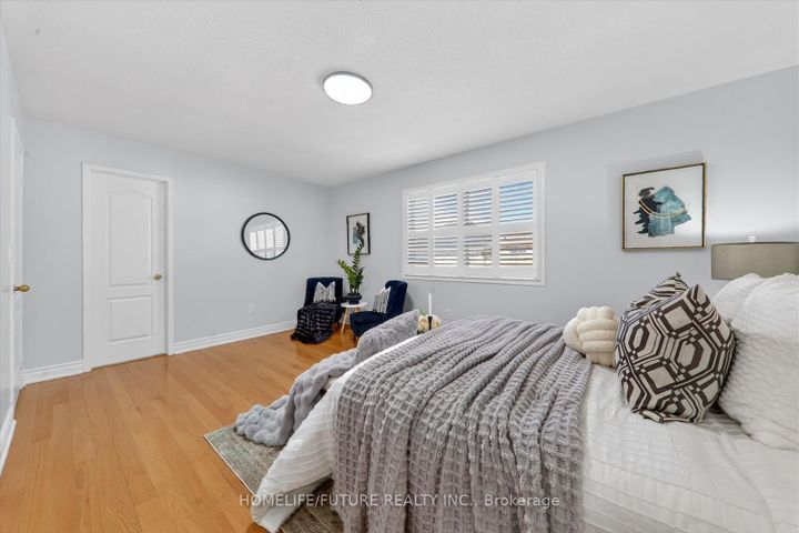 Photo 18 at 40 Canoe Crescent, Rouge E11, Toronto