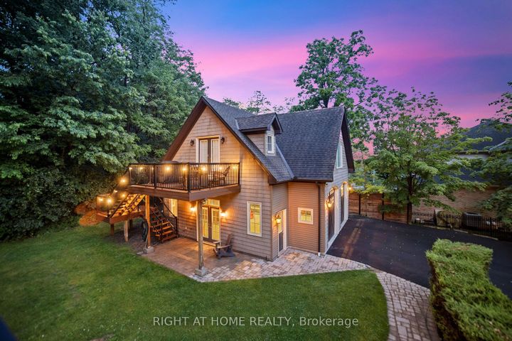 Photo 3 at 515 Hamilton Drive, Ancaster, Hamilton