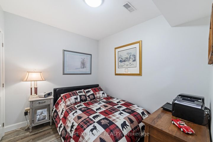 Photo 34 at 515 Hamilton Drive, Ancaster, Hamilton