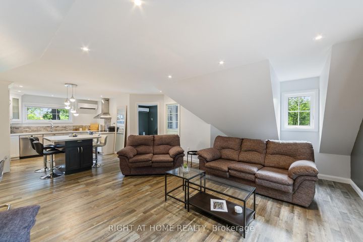 Photo 40 at 515 Hamilton Drive, Ancaster, Hamilton