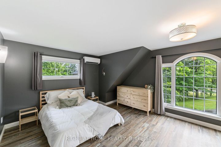 Photo 41 at 515 Hamilton Drive, Ancaster, Hamilton