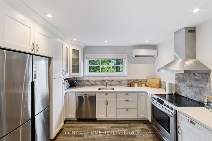 Photo 43 at 515 Hamilton Drive, Ancaster, Hamilton