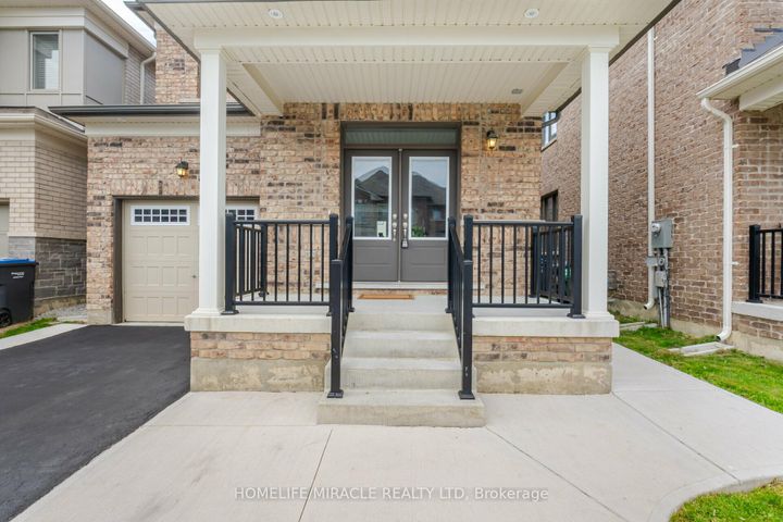 Photo 1 at 68 Circus Crescent, Northwest Brampton, Brampton