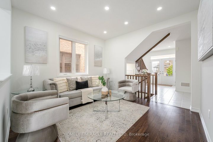 Photo 4 at 68 Circus Crescent, Northwest Brampton, Brampton