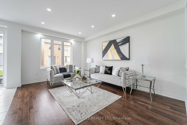 Photo 6 at 68 Circus Crescent, Northwest Brampton, Brampton