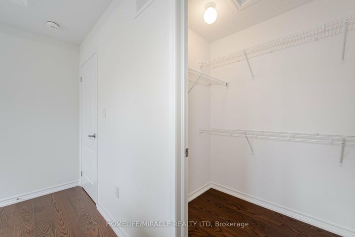 Photo 14 at 68 Circus Crescent, Northwest Brampton, Brampton