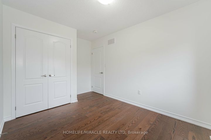 Photo 16 at 68 Circus Crescent, Northwest Brampton, Brampton