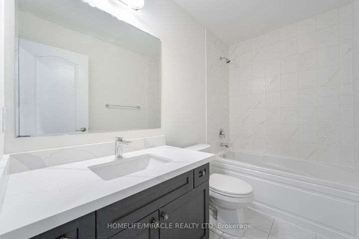 Photo 19 at 68 Circus Crescent, Northwest Brampton, Brampton