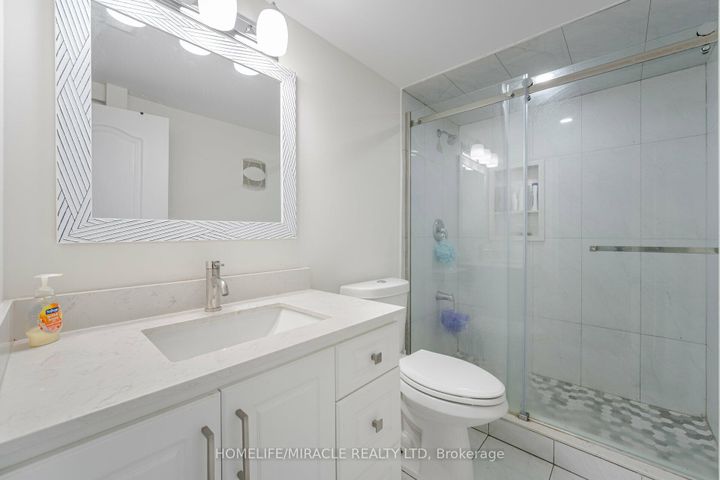 Photo 27 at 68 Circus Crescent, Northwest Brampton, Brampton