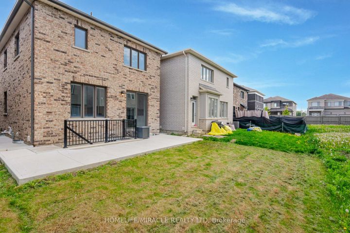 Photo 29 at 68 Circus Crescent, Northwest Brampton, Brampton