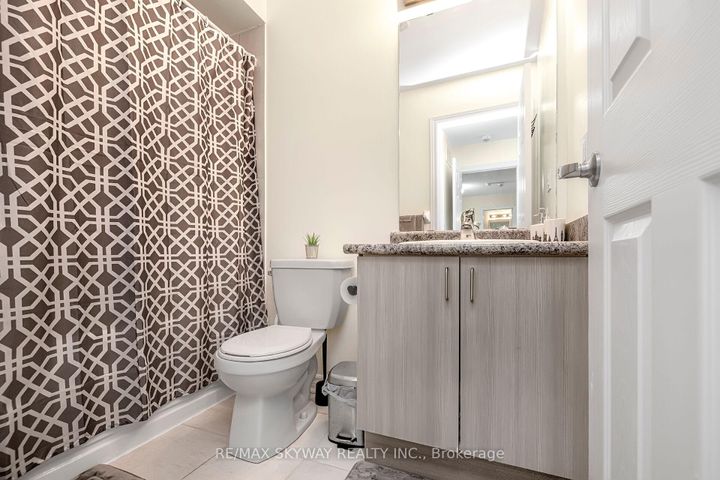 Photo 20 at 10 - 200 Veterans Drive, Northwest Brampton, Brampton