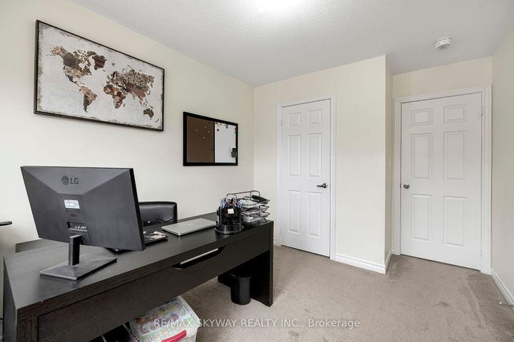 Photo 26 at 10 - 200 Veterans Drive, Northwest Brampton, Brampton