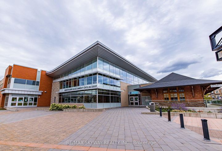 Photo 33 at 10 - 200 Veterans Drive, Northwest Brampton, Brampton