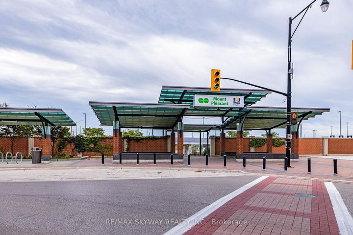 Photo 35 at 10 - 200 Veterans Drive, Northwest Brampton, Brampton