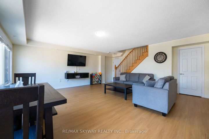 Photo 42 at 10 - 200 Veterans Drive, Northwest Brampton, Brampton