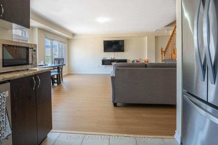 Photo 44 at 10 - 200 Veterans Drive, Northwest Brampton, Brampton