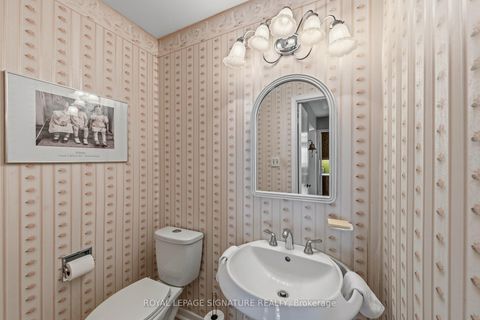 Photo 19 at 20 Inverary Crescent, Sullivan, Toronto