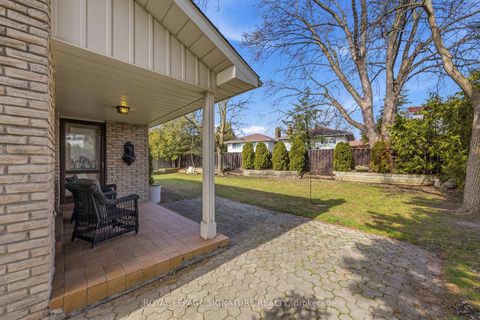Photo 44 at 20 Inverary Crescent, Sullivan, Toronto