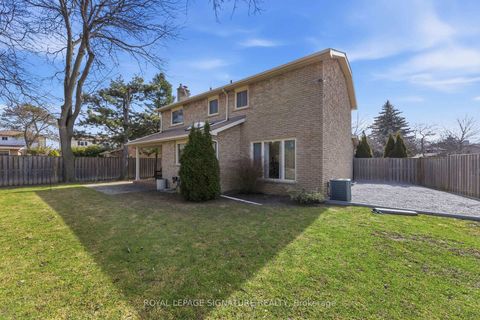Photo 47 at 20 Inverary Crescent, Sullivan, Toronto