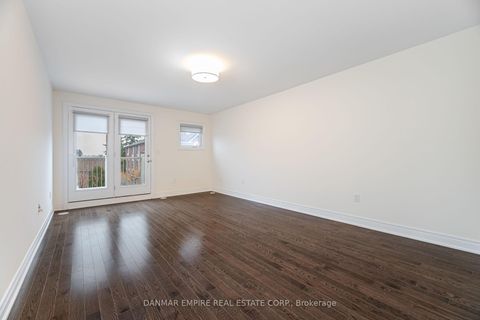 Photo 23 at 11 Hiawatha Court, Islington Woods, Vaughan