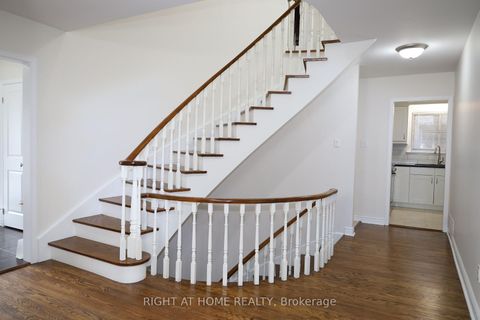 Photo 4 at 236 York Mills Road, Windfields, Toronto