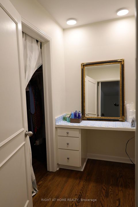 Photo 22 at 236 York Mills Road, Windfields, Toronto