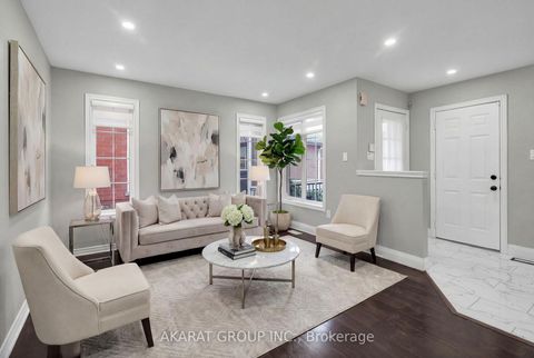 Photo 4 at 2365 Bankside Drive, Central Erin Mills, Mississauga