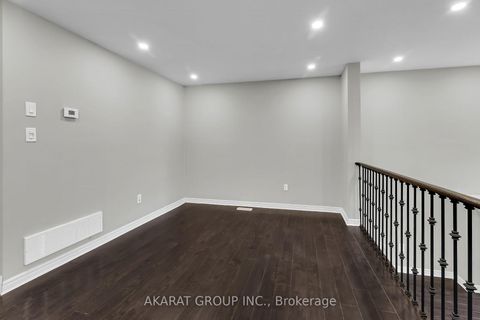 Photo 5 at 2365 Bankside Drive, Central Erin Mills, Mississauga