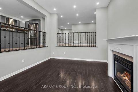 Photo 8 at 2365 Bankside Drive, Central Erin Mills, Mississauga